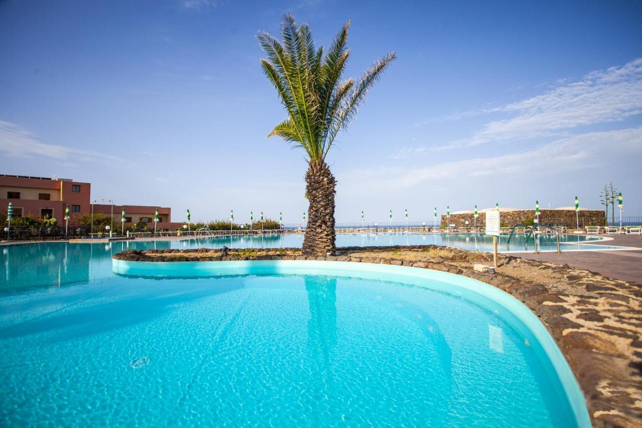 Suvaki Resort Madonna Delle Grazie Buitenkant foto