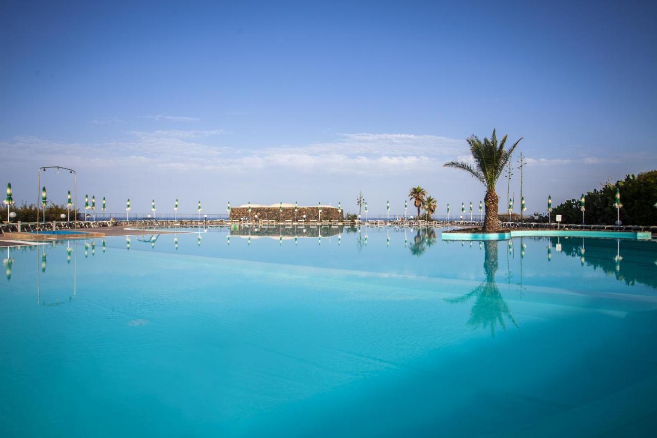 Suvaki Resort Madonna Delle Grazie Buitenkant foto